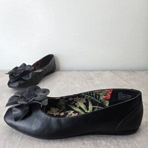 B.O.C. Ballet Flats Sz 9.5 Black Faux Leather Flower Embellished Ballerina Shoes